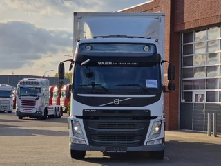 Volvo FM 2016 - 13.460 Globetrotter 6x2*4 - Frigo Carrier Supra 1150 U MT - Zepro loadlift - Steering axle bild 2