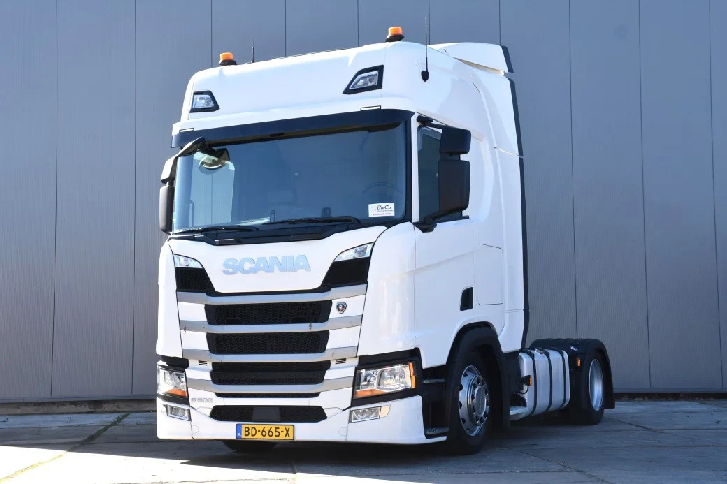 Scania R 2022 - R500 NGS 4x2EB - MEGA - EURO 6 E - 577 TKM - RETARDER - FULL AIR - LIFTING FIFTH WHEEL - PARK. AIRCO - LEATHER SEATS - 2 x FUEL TANKS - GOOD CONDITION - afbeelding 1