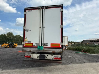 Schmitz Cargobull Schmitz Cargobull PRICES FROM €6950 TO €8950 2012 - N/A immagine 8