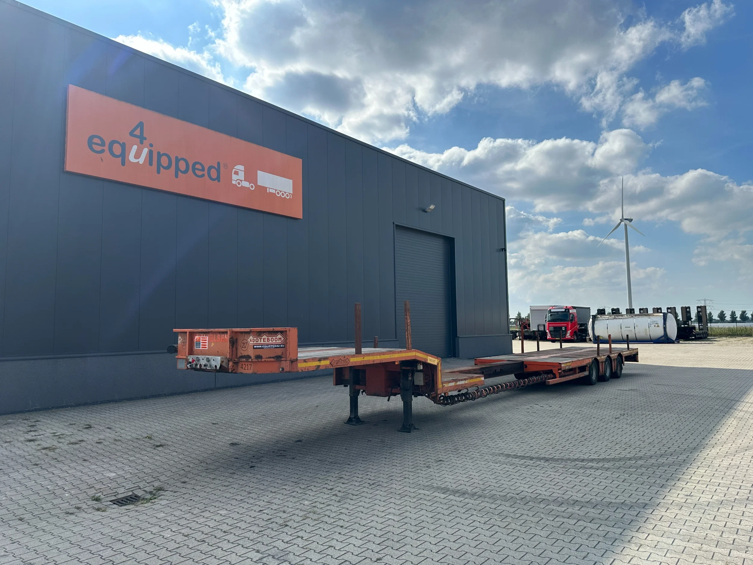 Nooteboom OSD-48-03 V/L 1999 - OSD-48-03 V/L / LOWLOADER / 580CM EXTENDABLE / SELF STEERED / SAF afbeelding 1