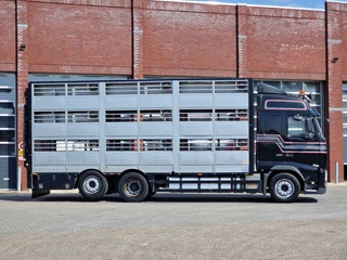 Volvo FH 2010 - 460 Berdex 3 deck livestock - Loadlift - Lifting roof - Steering axle - Manual gearbox - Full air obrazek 13