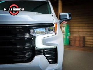 Chevrolet Silverado 2024 - High Country 6.2 V8 420 PK, obrazek 11