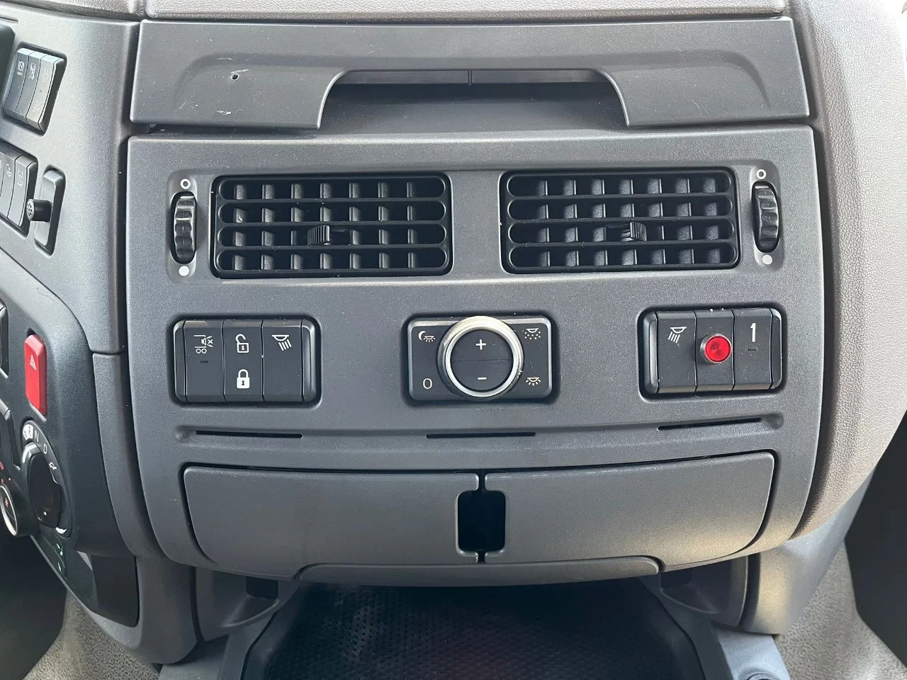 DAF XF 450 2019 - FAN immagine 27