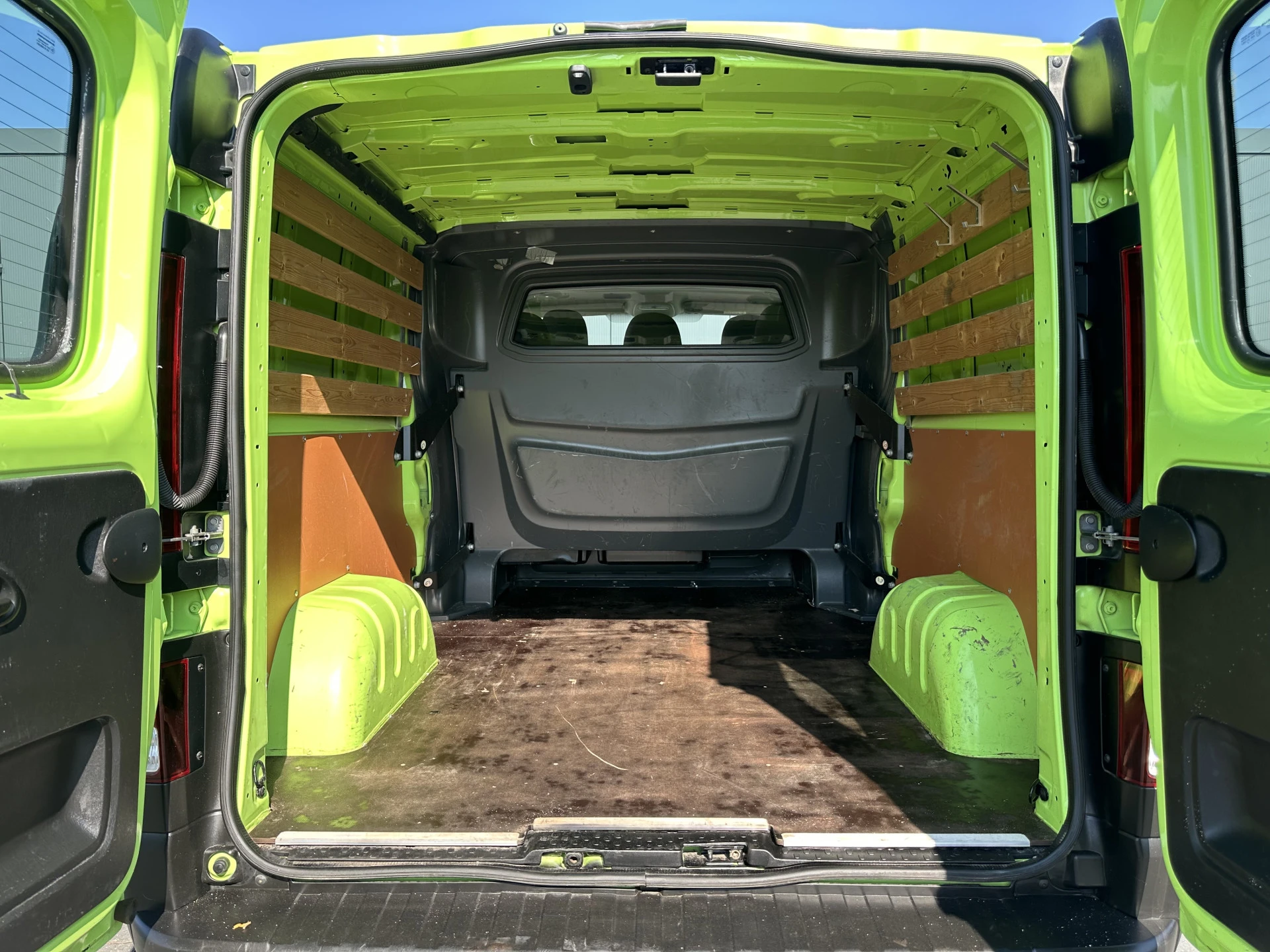 Renault Trafic 2020 - 1.6 dCi / L2H1 / 1e EIG. / DUBBELE CABINE / 2x SCHUIFDEUR / TREKHAAK / AIRCO / CRUISE / DUBBELE CABINE afbeelding 10