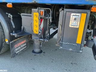 MAN 26.464 DFLC 8x4 Hiab 60 Tonmeter laadkraan + Fly-Jib! Just 336.074 km! 2003 - N/A zdjecie 18