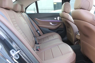 Mercedes-Benz E-Class 2021 - 300e Luxury Line LEDER MEMORY PANORAMADAK BURMESTER DISTRONIC 360-CAMERA HEAD-UP KEY-LESS GO obrazek 17