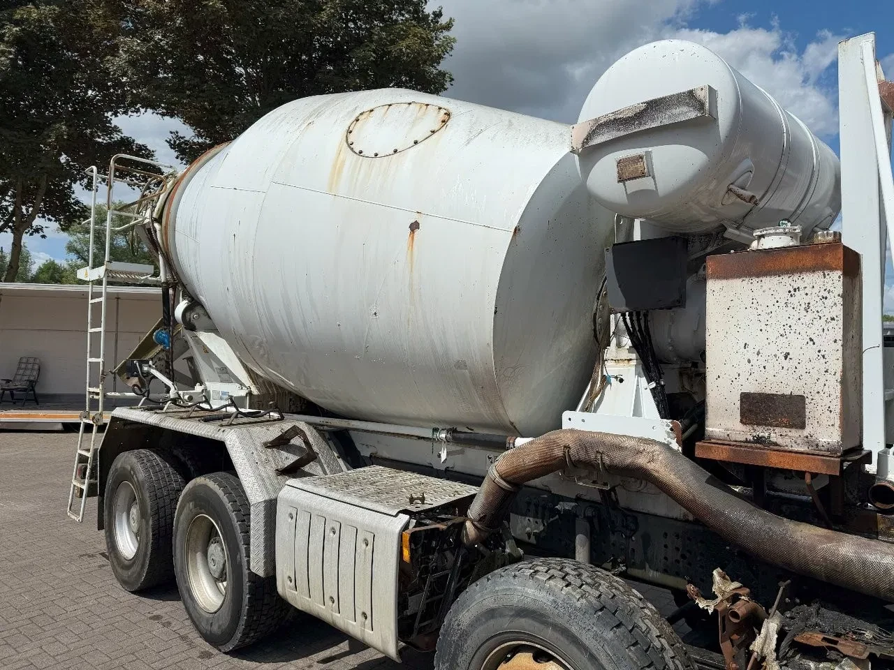 Liebherr 804 FSL 2015 - 804 FSL / 8m³ / WATERTANK 500 LITER / POMP NOT INCLUDED / ! EMPTY ! / 2015 zdjęcie 2