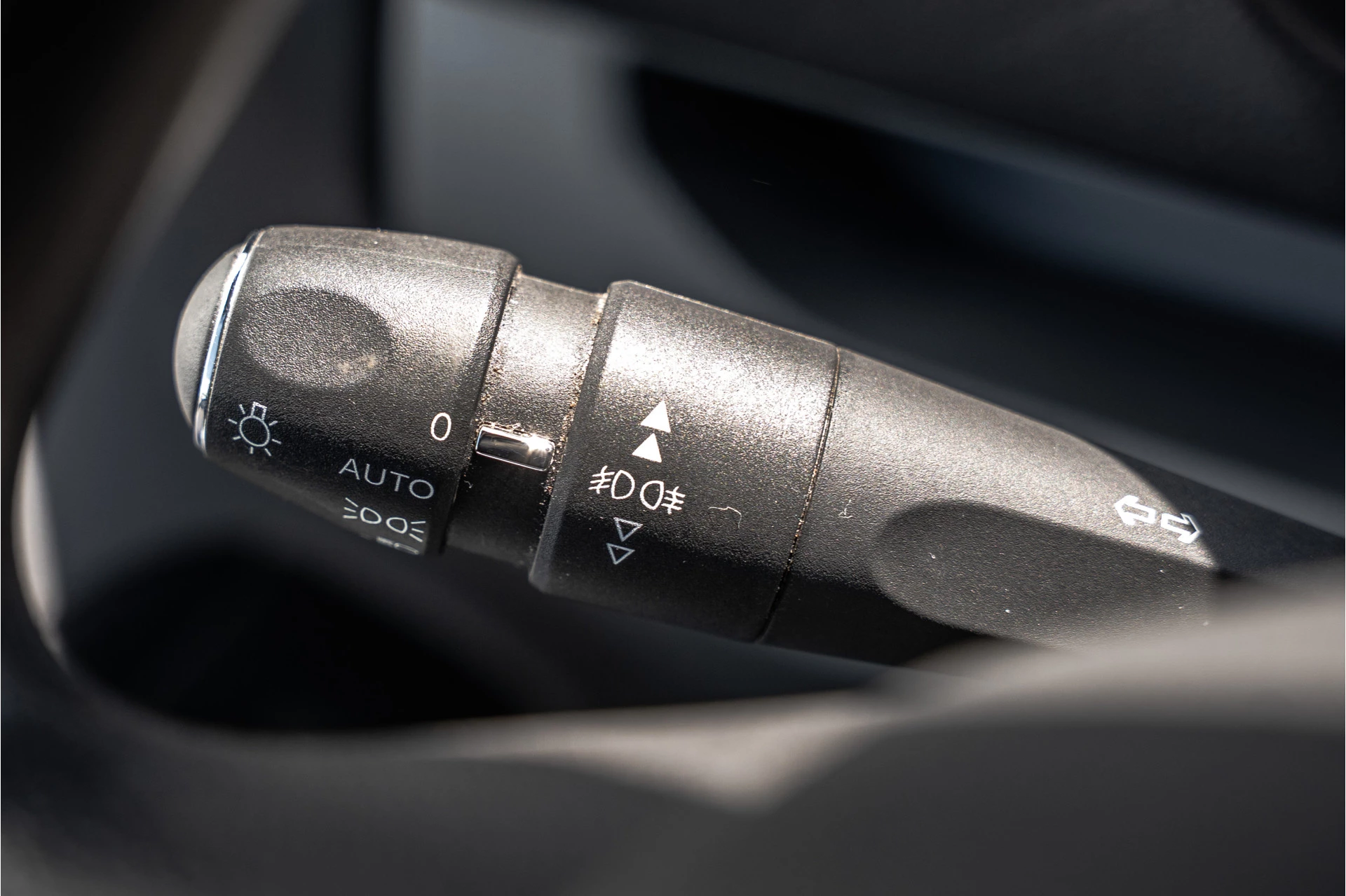 Opel Vivaro 2021 - 2.0 L2H1 125PK | Bedrijfswageninrichting | Cruise | Carplay | Camera | Airco | PDC | Trekhaak image 18
