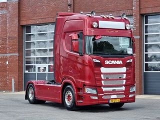 Scania S 2022 - S500 NGS Highline 4x2 - Retarder - Night clima - Full air - Custom interior - Full spoiler - 2 tank immagine 1