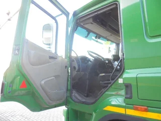 DAF 85 2012 - CF 410 8X2 HIAB 422/5 HI PRO NL TRUCK image 7