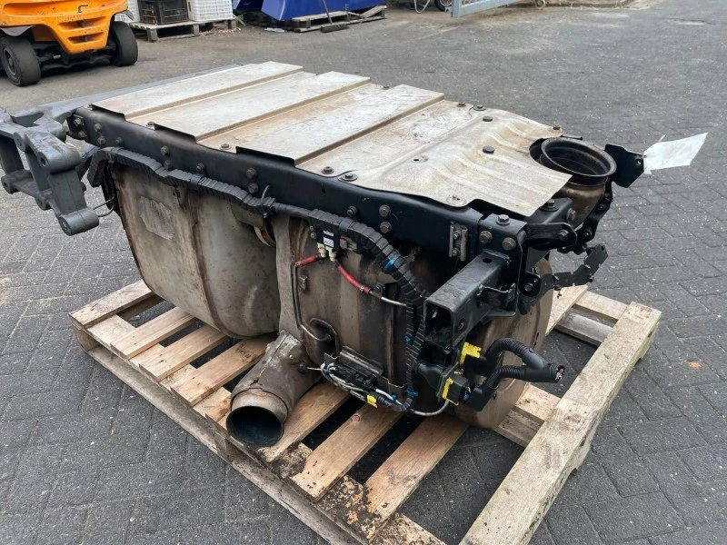 DAF 2014 - 1936275 / 1924185 / 1994851 / 1896943 SCR+DPF UNIT afbeelding 1