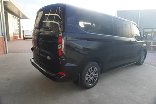 Ford Transit Custom 2025 - 320L 2.5 PHEV 233PK L2H1 Limited 8 Persoons PHEV Automaat obrazek 4