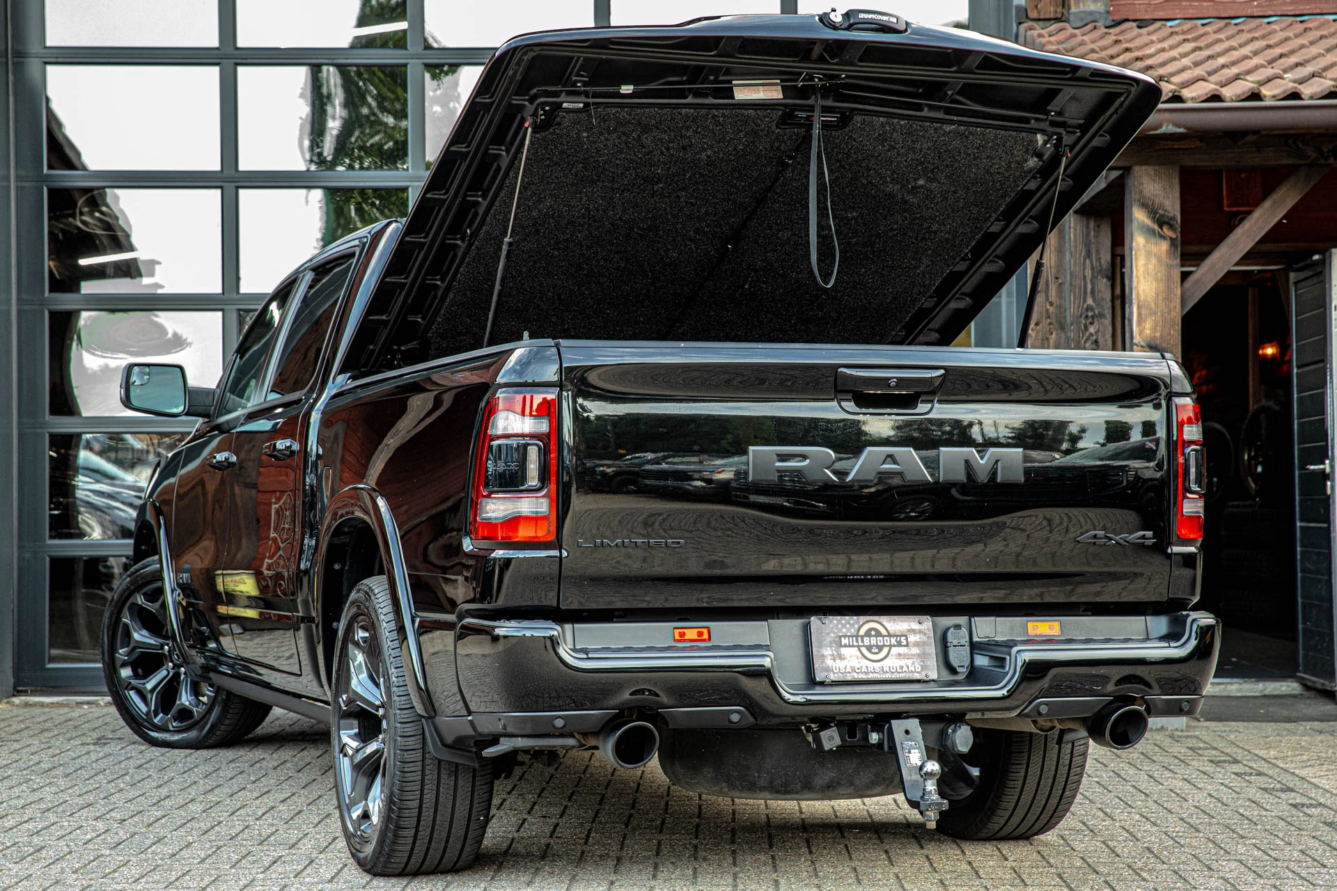 Dodge Ram 1500 2023 - Limited image 8