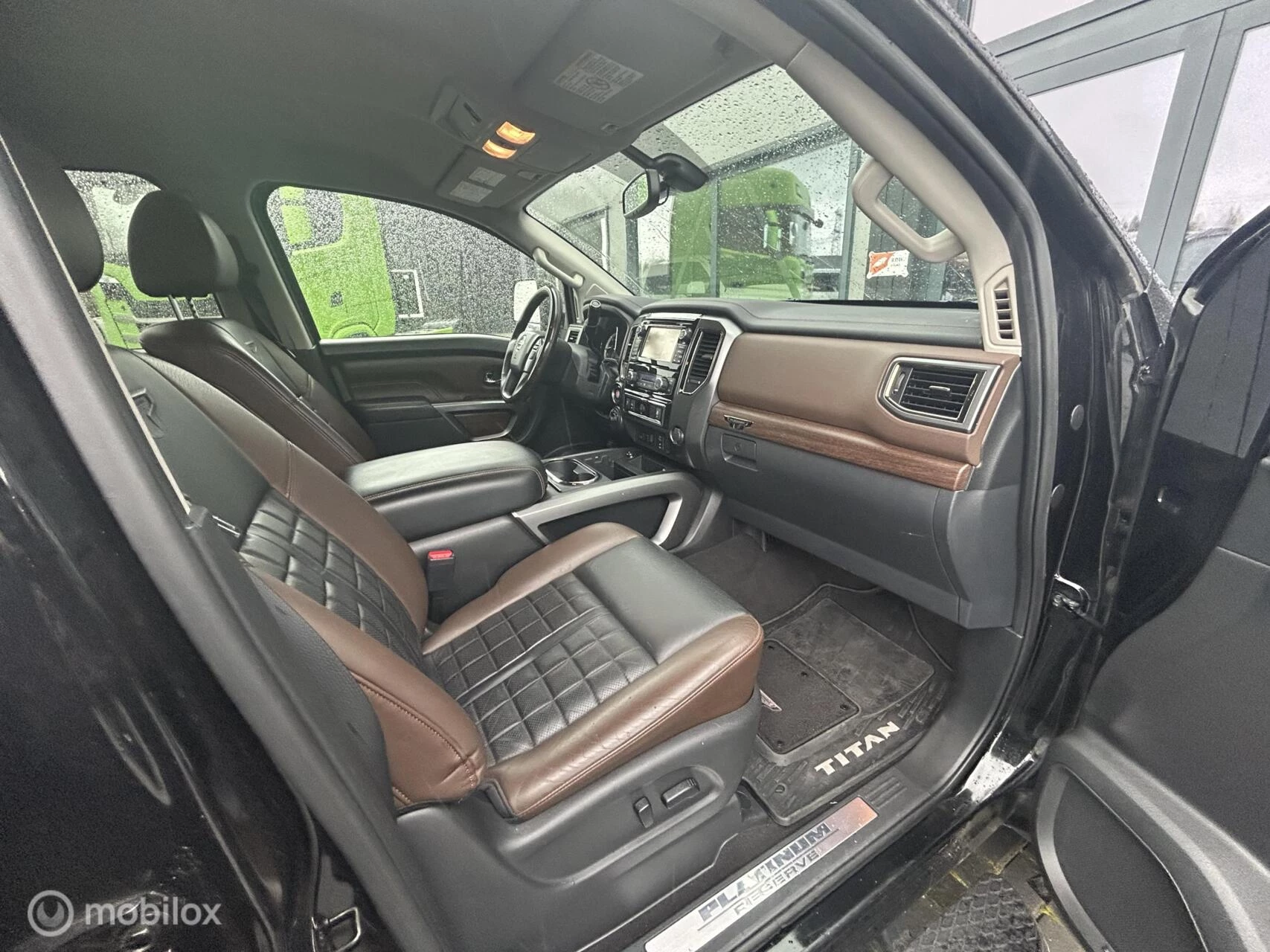 Nissan Titan 2016 - XD 5.0 V8 Cummins TD Platinum Reserve image 15