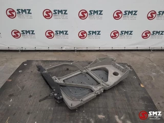 Renault N/A 2015 - Occ sierlijst + spatbordsteun links Renault afbeelding 3