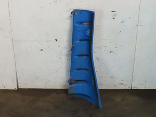 Iveco - Body & Chassis Parts Cabinehoek Li. Iveco Stralis afbeelding 2 miniatuur