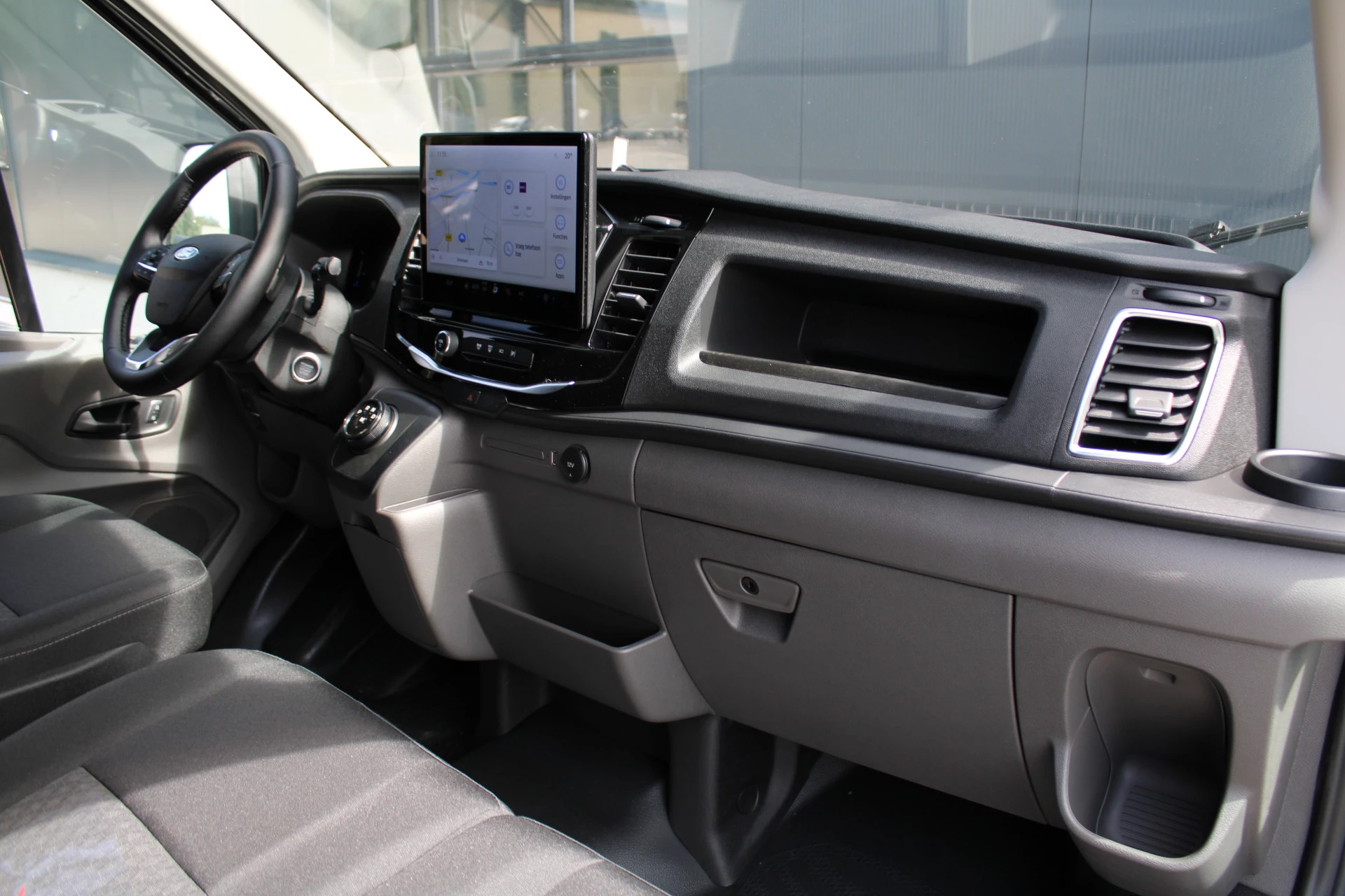 Ford Transit 2024 - 350 2.0 TDCI L2H2 Trend 165pk - Facelift - Adaptive Cruise - Navigatie - Blind Spot - 360 Camera - Stoel - Stuurverwarming - Rijklaar obrázek 35