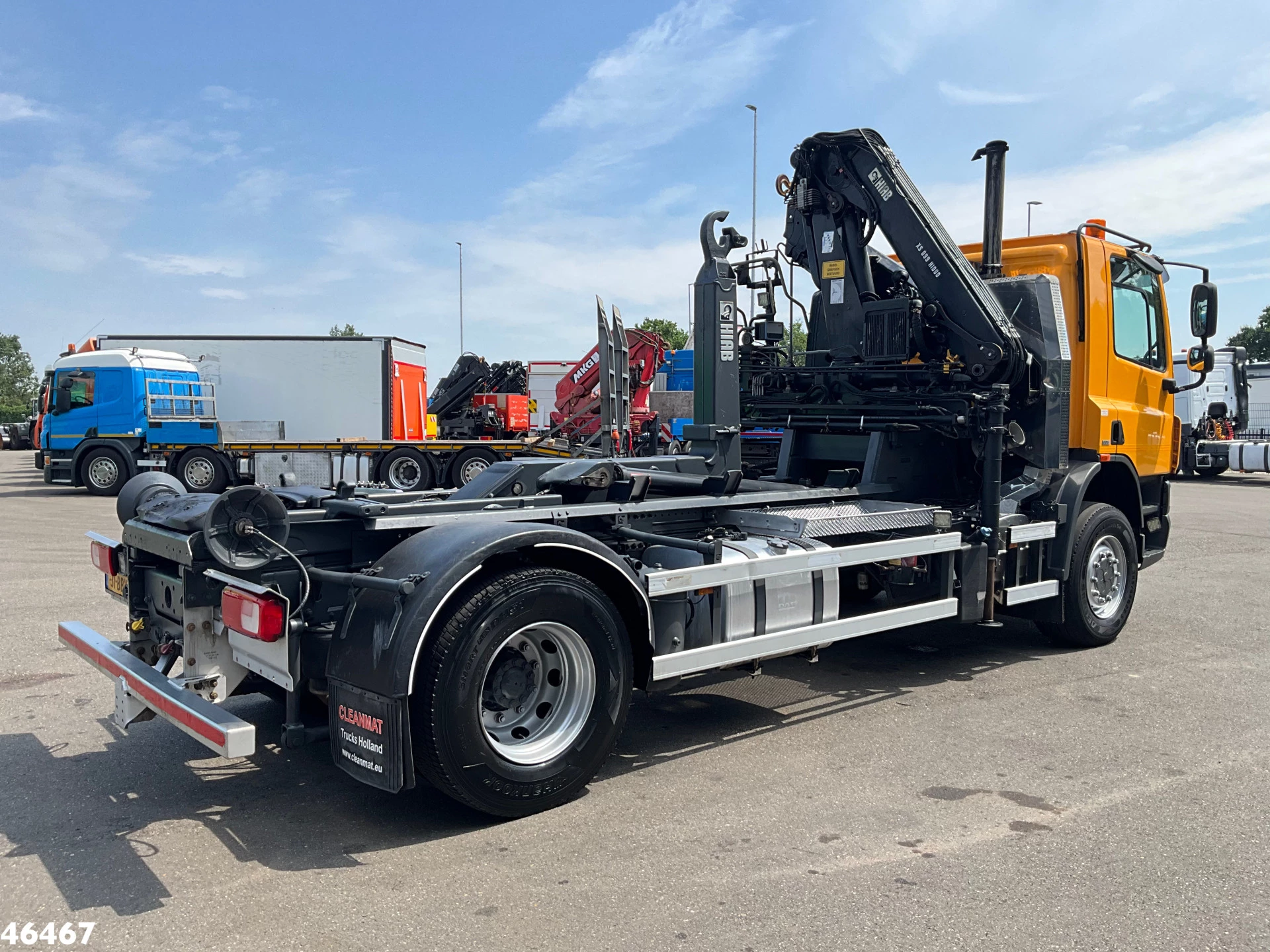 Ginaf X 2221 L 4x4 Hiab 9 Tonmeter laadkraan Just 198.696 km! 2013 afbeelding 4