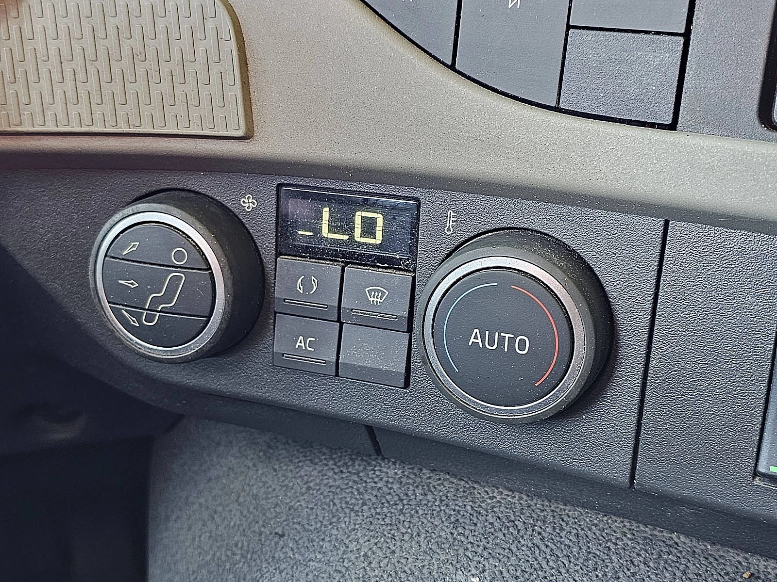 Volvo 2019 - FM 330 zdjęcie 12