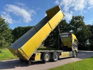 Volvo FH 2013 - 520 multitransporter kipper / tipper full options image 4