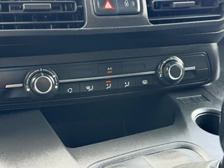 Opel Combo 2021 - 1.5D 102 PK / L2H1 / TREKHAAK / CRUISE / AIRCO / IMPERIAAL / NAVI / CARPLAY / DAB zdjecie 17