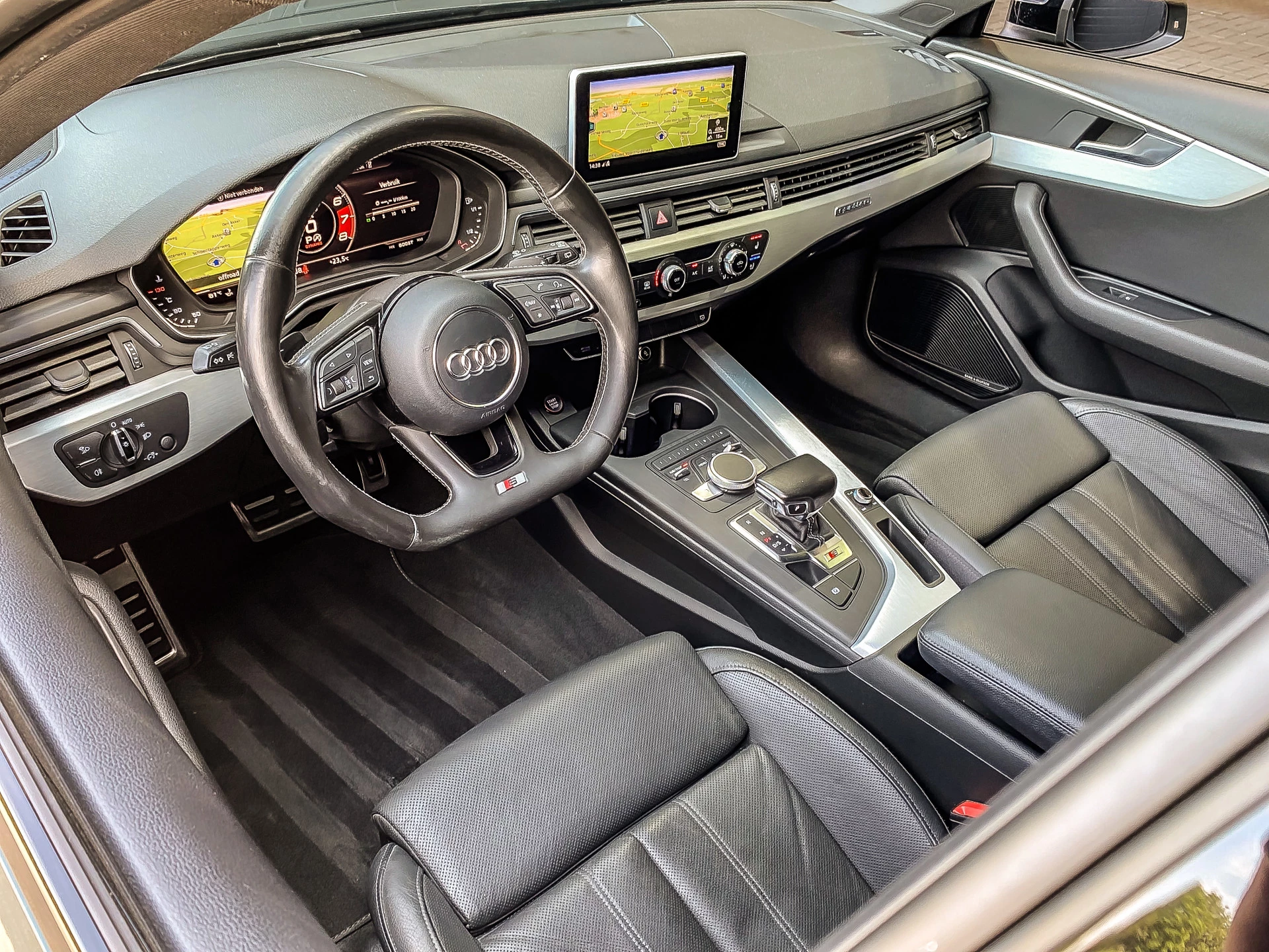 Audi A4 2017 - Avant S4 3.0 TFSI 354pk Quattro Pro Line Plus image 6