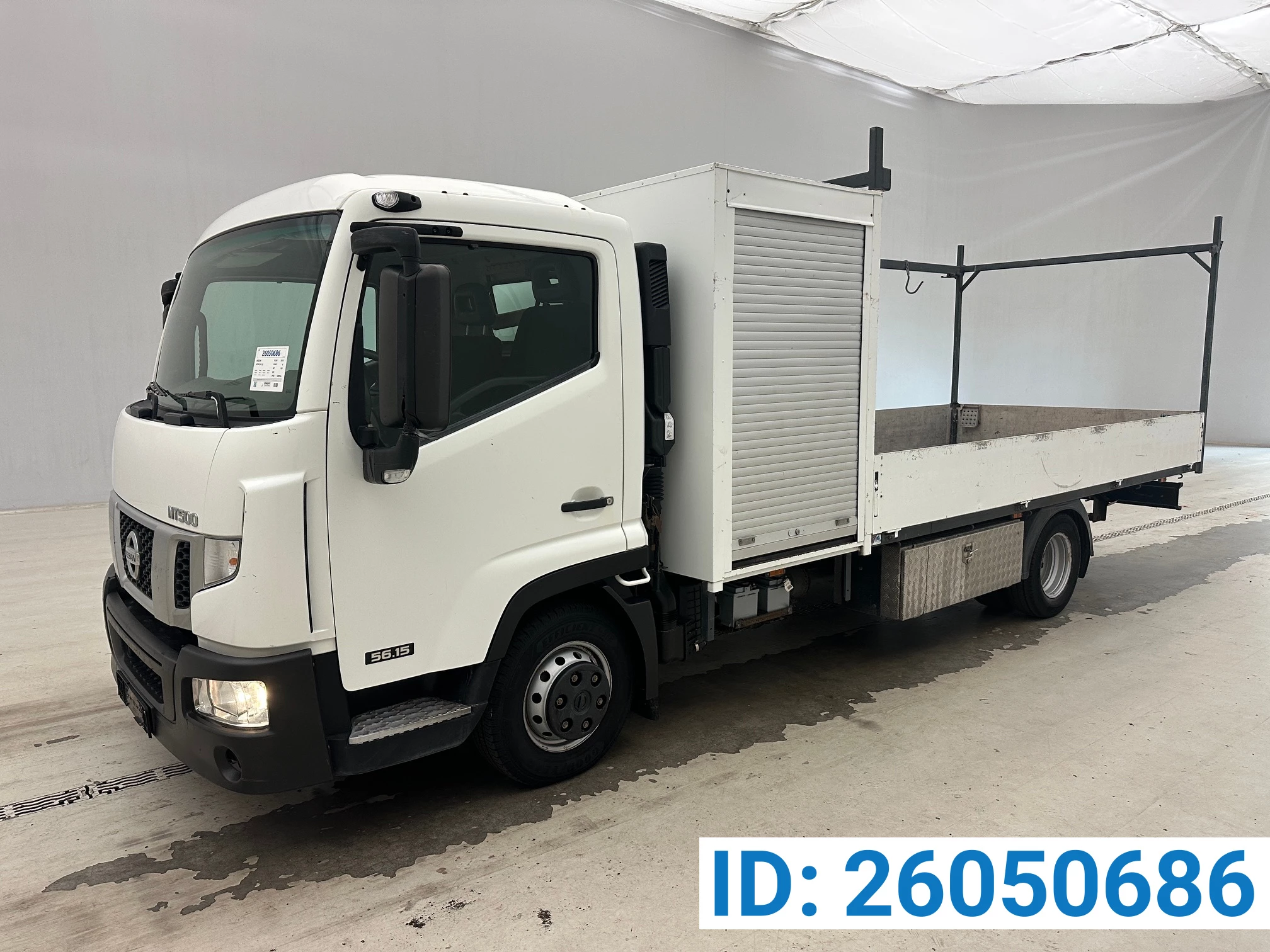 Nissan NT500 2015 - 56.15 afbeelding 1
