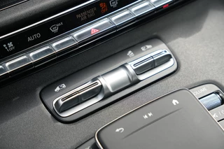 Mercedes-Benz V-Klasse 2024 - 300d 4-MATIC Extra Lang Avantgarde DC 237pk - 360 Cam - Multibeam - Burmester - Elektrische schuifdeuren - Rijklaar afbeelding 39