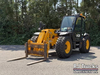 JCB 541-70 Agri - SRS | Hydraulic Quick Hitch | LED | Stage IV | 4,1 2018 - N/A obrazek 1