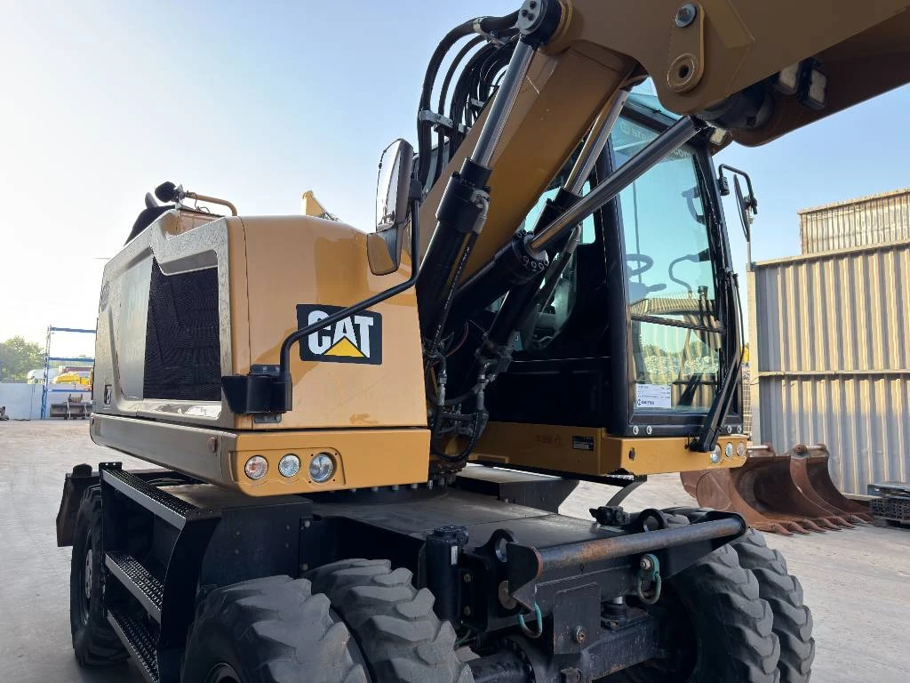 Cat 2017 - M315F - With OilQuick afbeelding 9