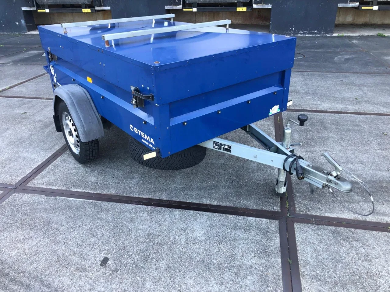 Stema - Enkel as Bagage / Dekselwagen - 750 kg - Blauw obrázek 7