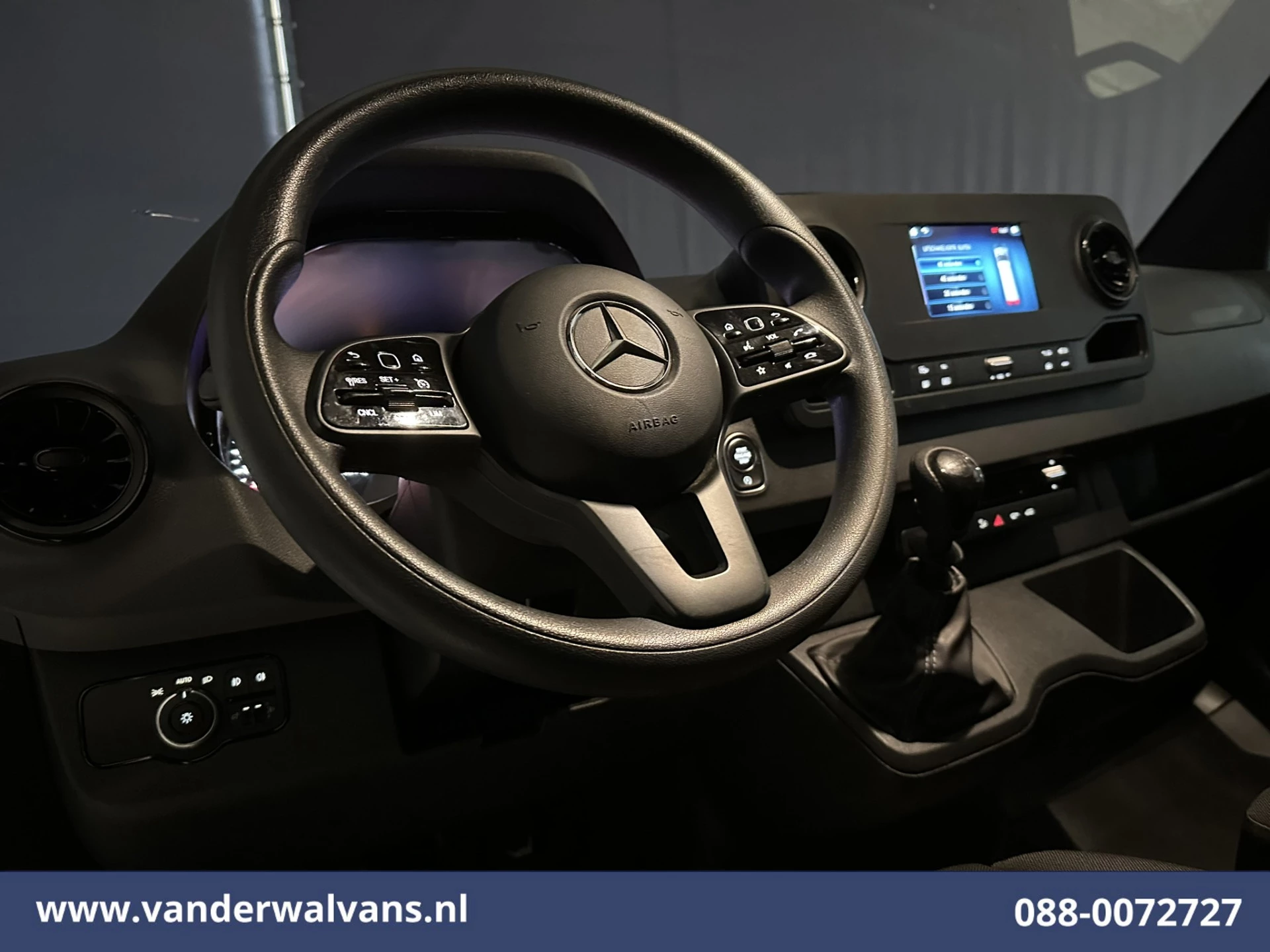 Mercedes-Benz Sprinter 2023 - 317 CDI 170pk L3H2 Euro6 Airco | 360 graden Camera | Navigatie | Apple Carplay | Cruisecontrol immagine 16