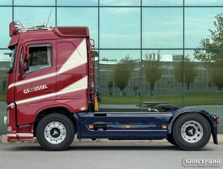 Volvo FH 2019 - 13.420 FULL ADR ALL CLASSES SPECIAL SHOW TRUCK SUPER CONDITION obrazek 2