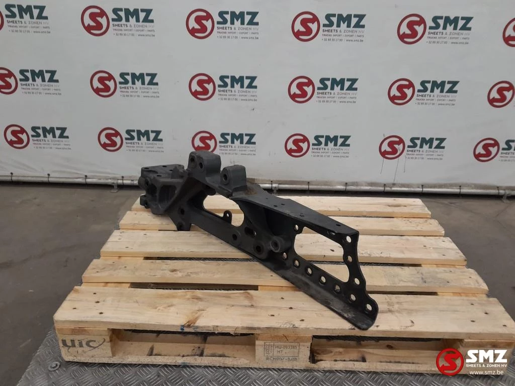 Mercedes-Benz - Occ montagebeugels chassis links Mercedes obrázek 2