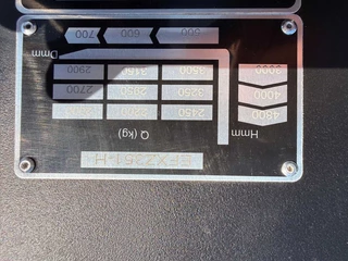 EP N/A 2026 - EFXZ351-H Triplex - Freelift - Sideshift bild 25