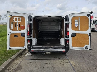 Opel Vivaro 2017 - 1.6 image 13
