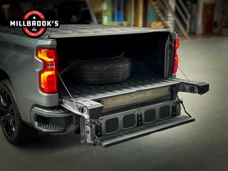 Chevrolet Silverado 2024 - Black Edition 6.2 V8 420 PK, zdjecie 5