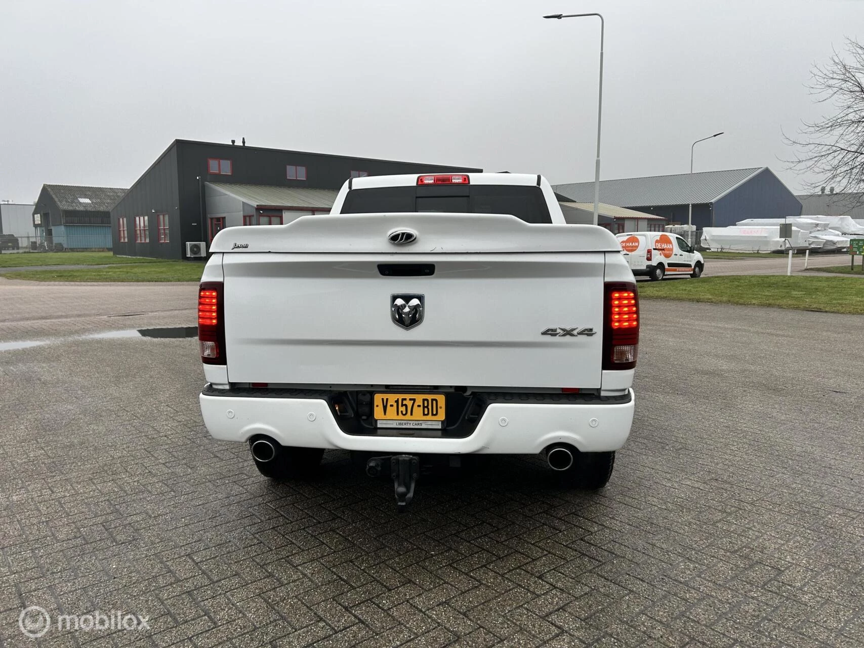 Dodge Ram 1500 2016 - Sport 5.7 V8 Crew Cab 6'4 lpg 4x4 Bild 8