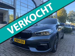 BMW 1 Serie 2020 - 118i Executive Edition aut 158000 km N.A.P te koop