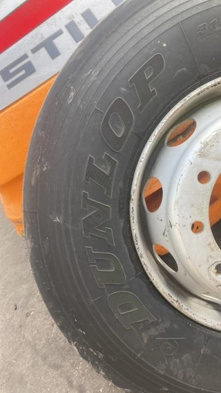 Diverse N/A 2010 - DUNLOP SP344 315/80R22.5 NIEUW imagem 3