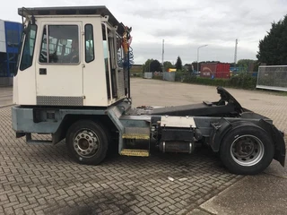 Mafi MT25 T131C 2001 - 4x2 FL Terminal Trekker, TSG-93-L / 40 km afbeelding 3 miniatuur