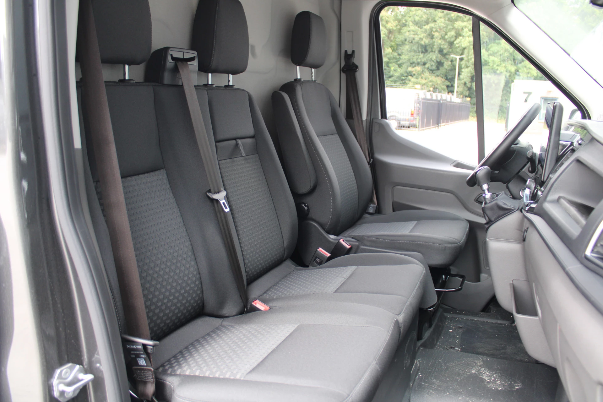 Ford Transit 2024 - 350 2.0 TDCI L3H2 Trend 130pk - Facelift - 2x Schuifdeur - 360 Camera - Trekhaak - ACC - Stoel & Stoelverwarming - Blind Spot - Navi - 270gr deuren - Rijklaar Bild 40