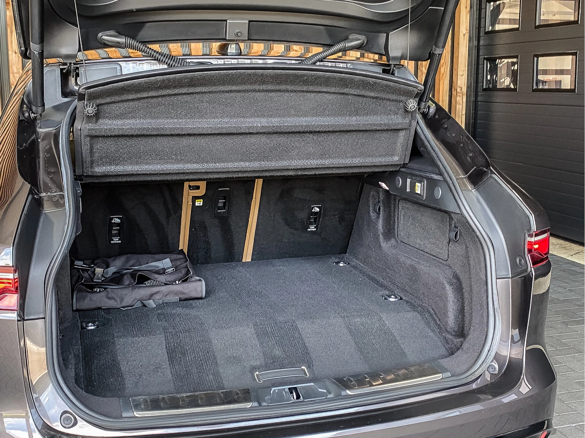 Jaguar F-PACE 2022 - 2.0 P400e S 400PK PHEV afbeelding 47