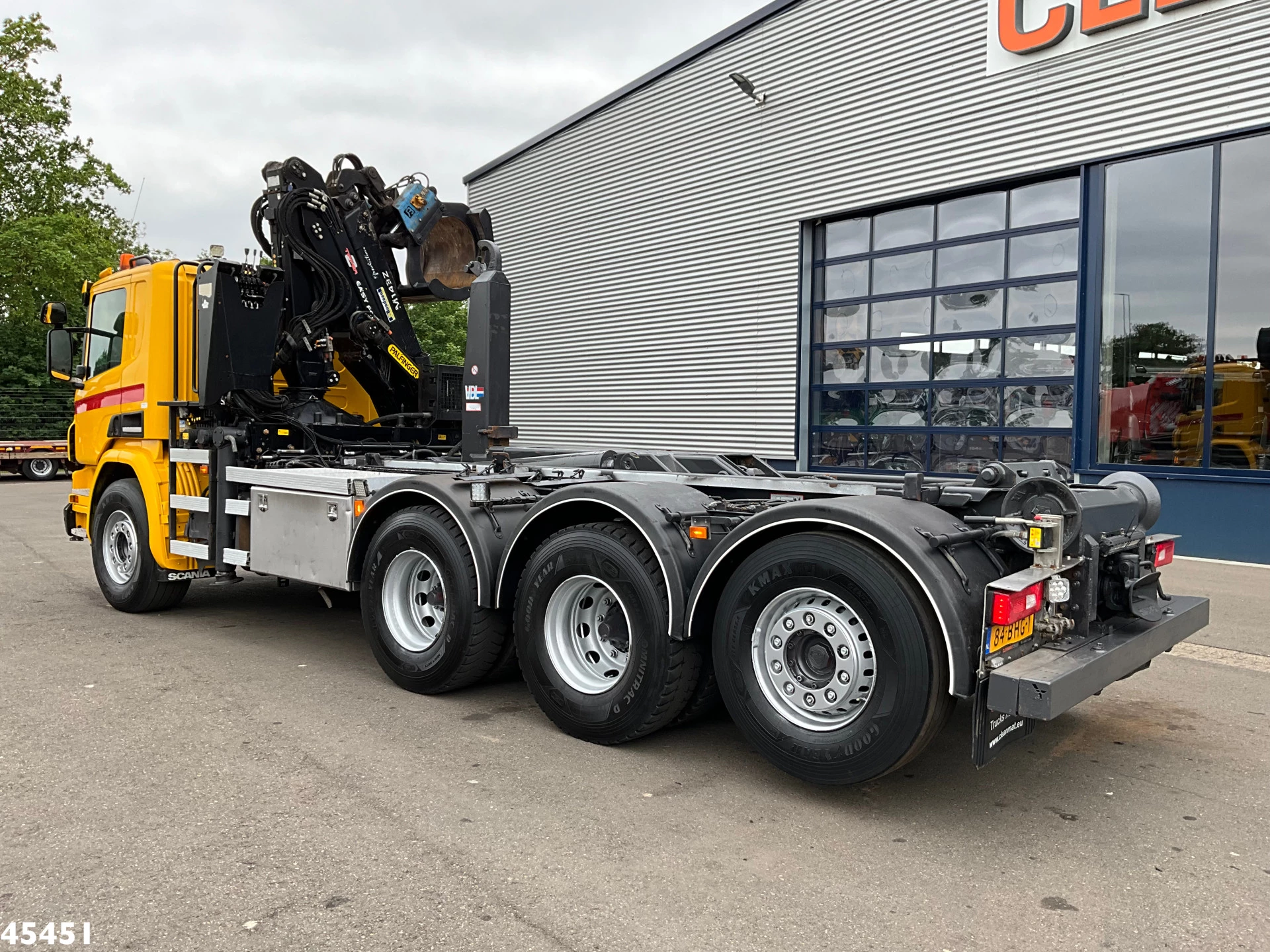 Scania P 2016 - 410 8x4 Euro 6 Palfinger 14 Tonmeter Z-kraan obrázek 5