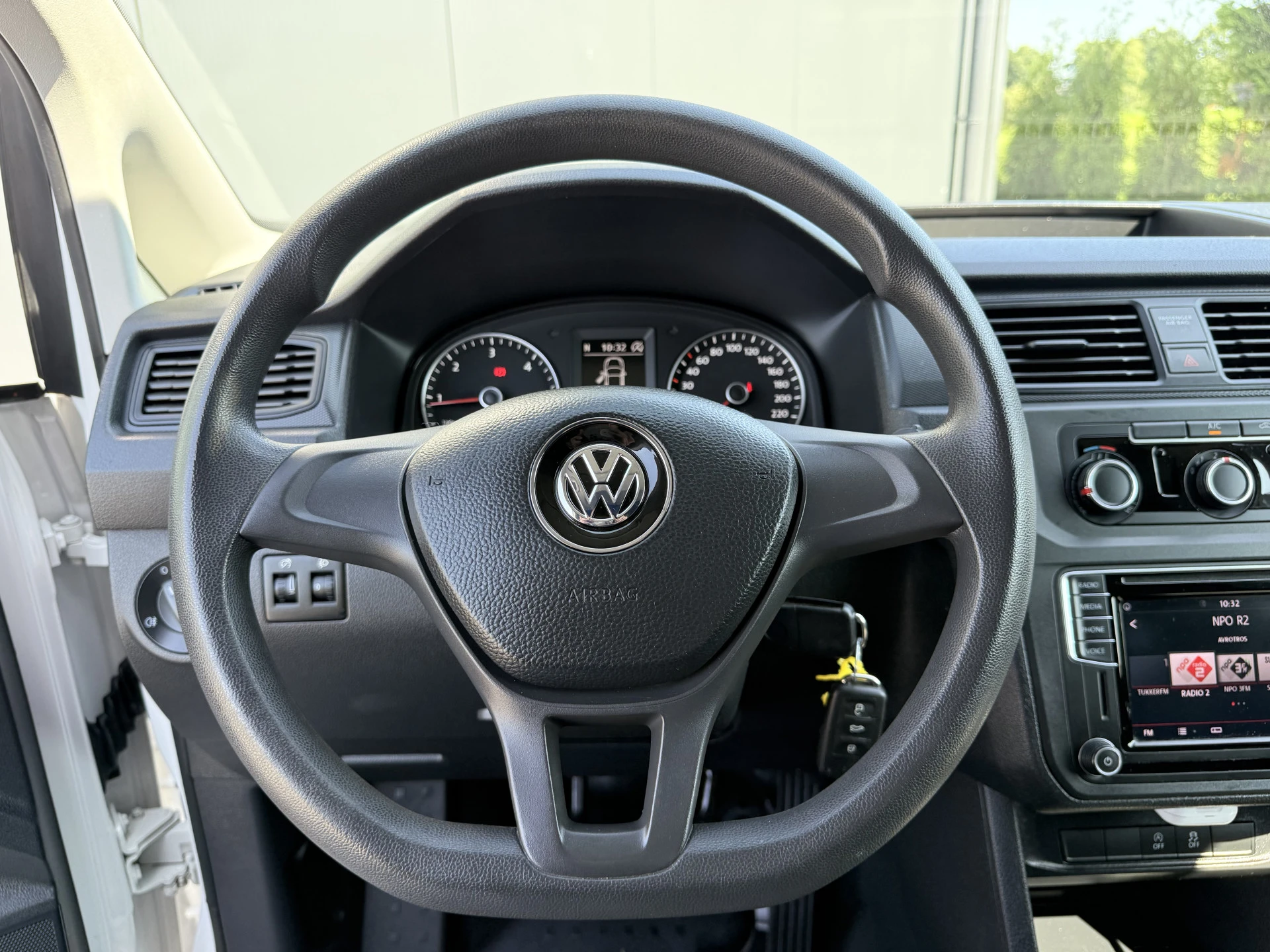 Volkswagen Caddy 2020 - 2.0 TDI 102 PK / L2H1 / MAXI / ORIG. NL / AIRCO / NAVIGATIE / PDC afbeelding 10