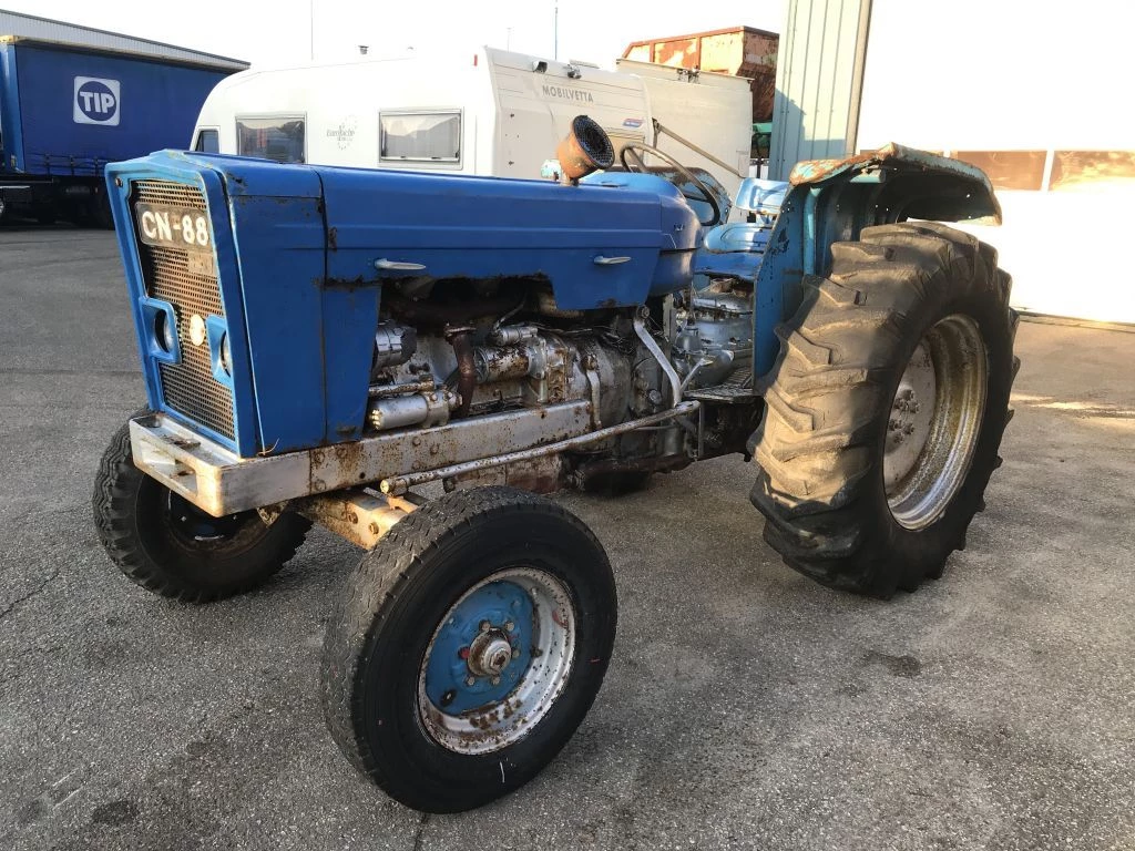 Massey Ferguson 1980 - 65 / ebro obrázek 3