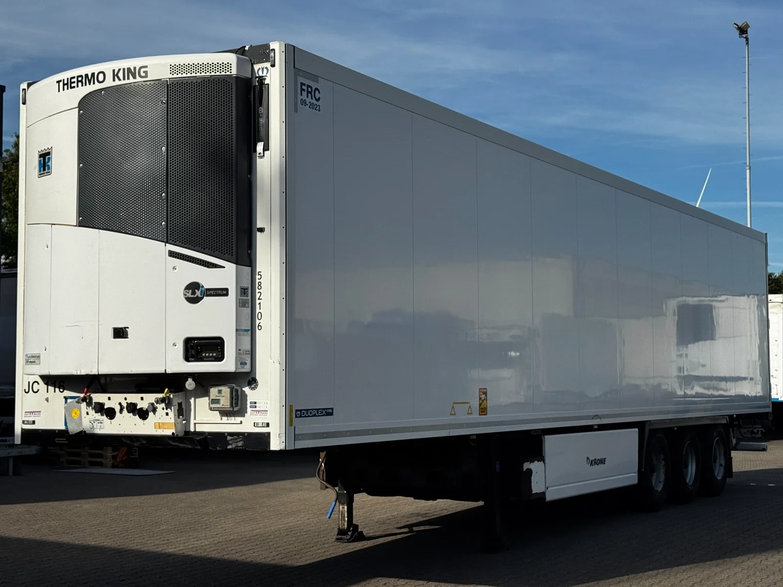 Krone 2017 - Thermo King SLXi Spectrum / BPW-Axles *NL-Trailer* afbeelding 1
