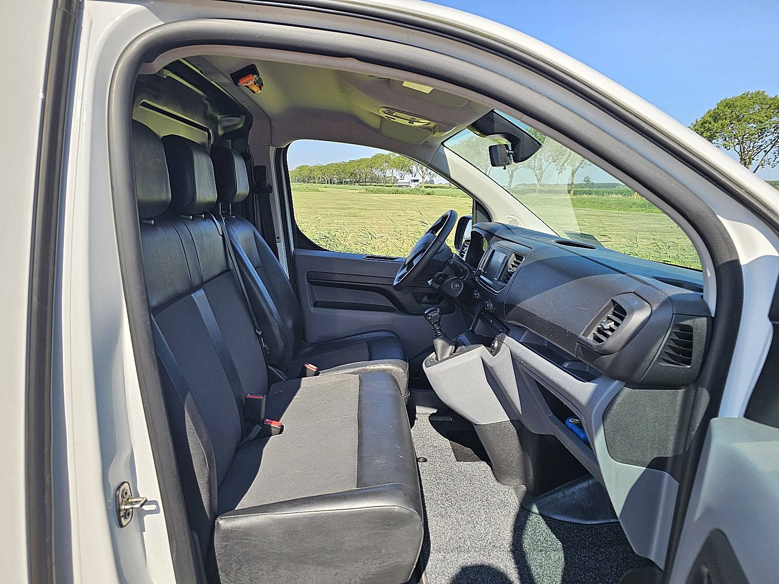 Peugeot Expert 2021 - 2.0 image 7