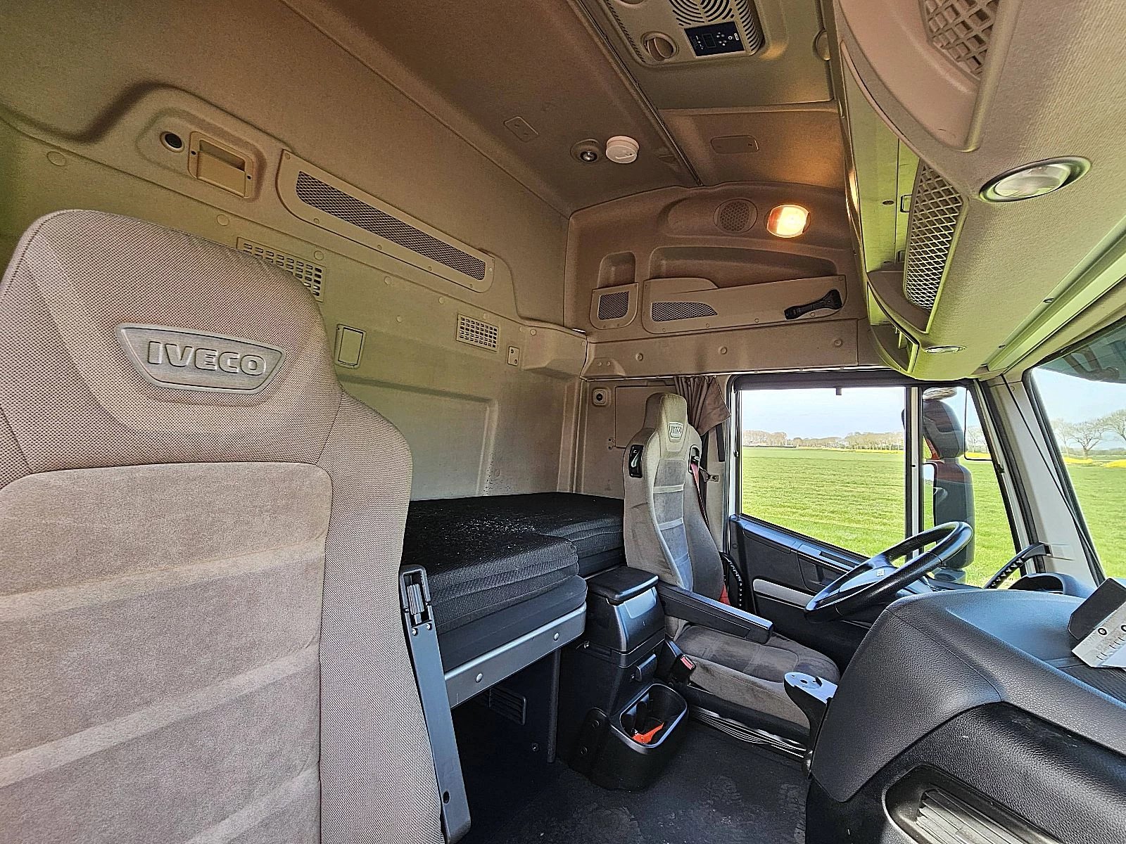 Iveco Stralis 2018 - AS260S42 obrázek 15