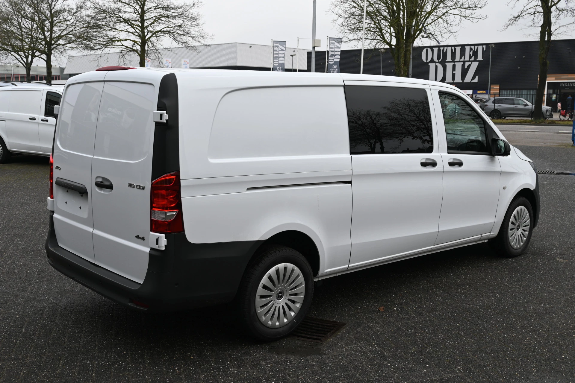 Mercedes-Benz Vito 2024 - 116 CDI L3 Pro 4x4 obrázek 3